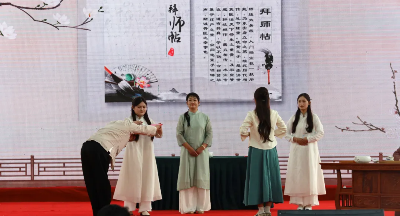 香职新闻｜奋进在教育强国大路上，沿着习近平总书记指引的方向砥砺前行—记学院校2024年秋季学期开学典礼暨第四十个教师节活动(图12)