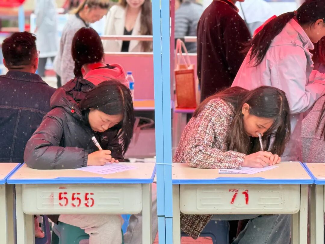 香职动态 | 学院第二党支部扎实推进党建与创新创业、就业深度融合主题活动(图5) 香职动态 | 学院第二党支部扎实推进党建与创新创业、就业深度融合主题活动(图5)