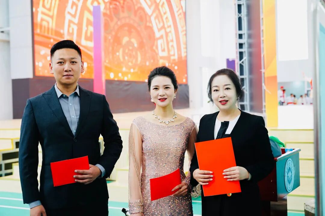 香职动态 | 香格里拉职业学院 迪庆州民族中等专业学校校园文化艺术节幕后花絮：致敬每一位幕后英雄 ​(图7)