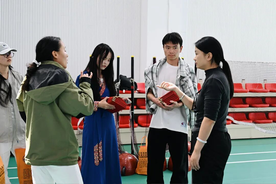 闪光灯外——学院（校）开学典礼暨教师节活动幕后致敬篇(图6)