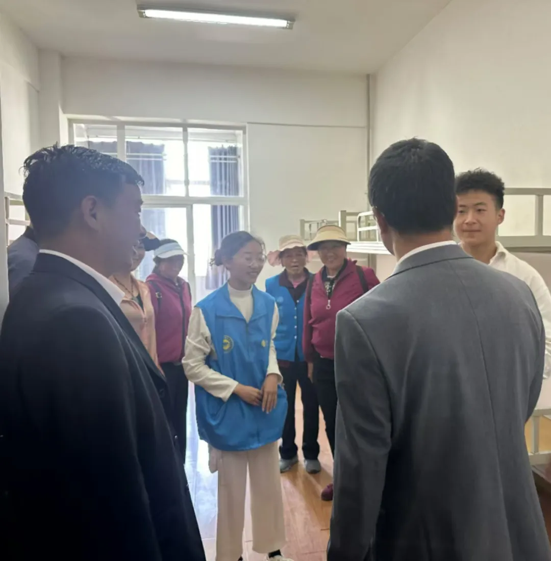 香职新闻｜感恩“香”遇 “新”程启航--香格里拉职业学院 迪庆州民族中等专业学校2024年新生入学现场热辣滚烫(图19)