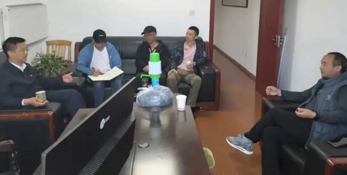 系列活动|德高为师展风采 风正为范铸师魂—香格里拉职业学院开展“师德活动月”系列活动(图17) 系列活动|德高为师展风采 风正为范铸师魂—香格里拉职业学院开展“师德活动月”系列活动(图17)
